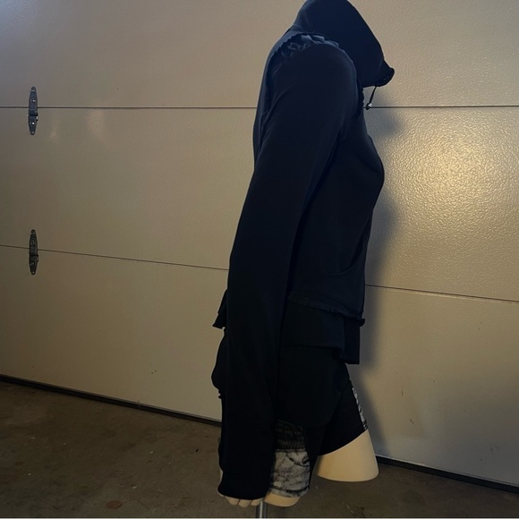 Lululemon City To Yoga Jacket Black Swan - Picture 2 of 16